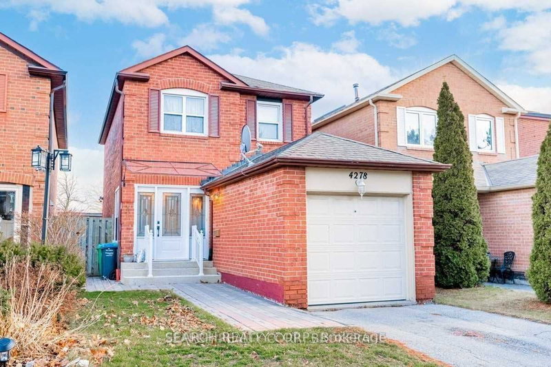 4278 Sawmill Valley Dr, Mississauga, L5L 3M9 | Image 2