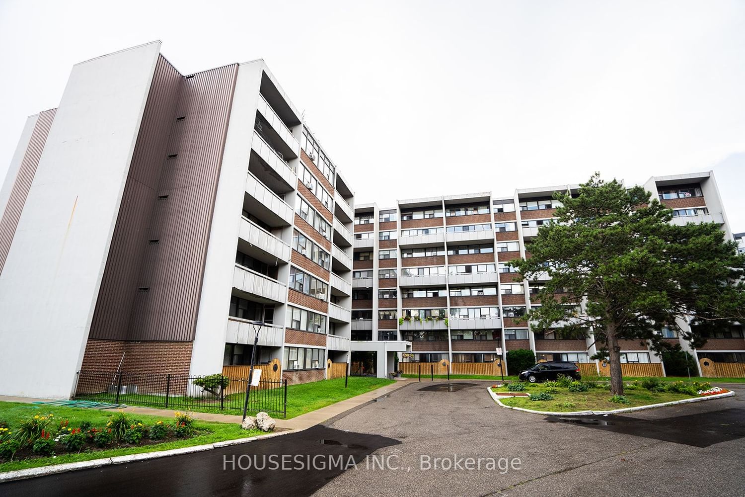 Listing Image 0