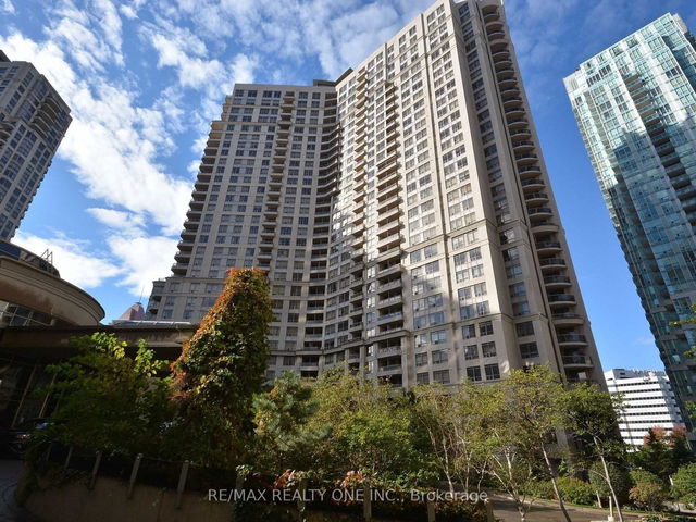 2409 - 3880 DUKE OF YORK Boulevard