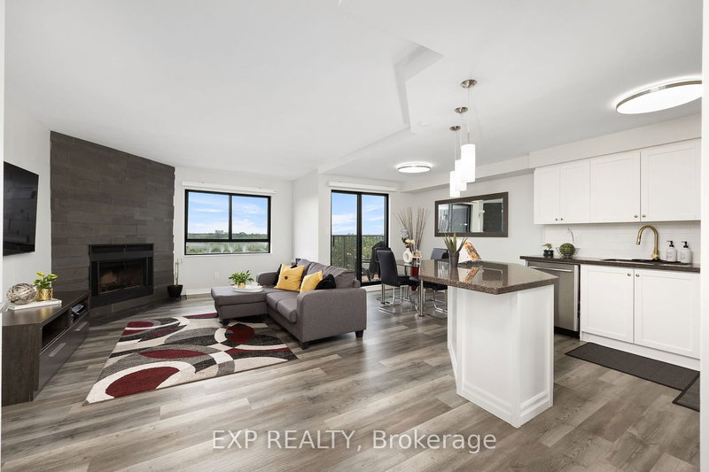 619 - 1000 Cedarglen Gate, Mississauga, L5C 3Z5 | Image 2