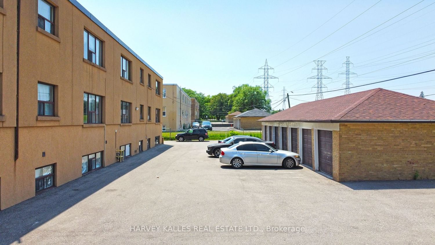 Listing Image 3