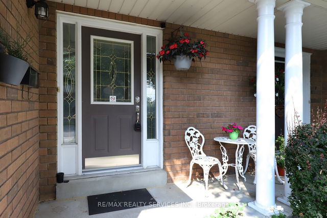 76 - 9800 McLaughlin Road