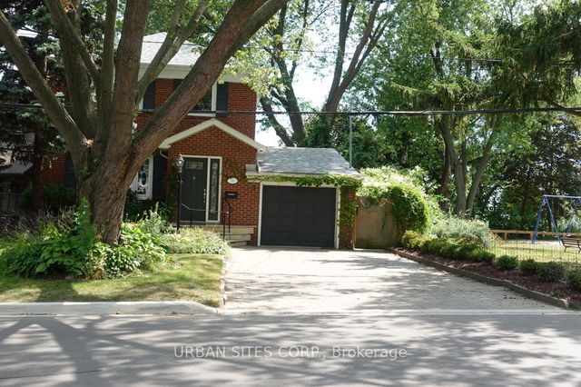 345 Lake Promenade