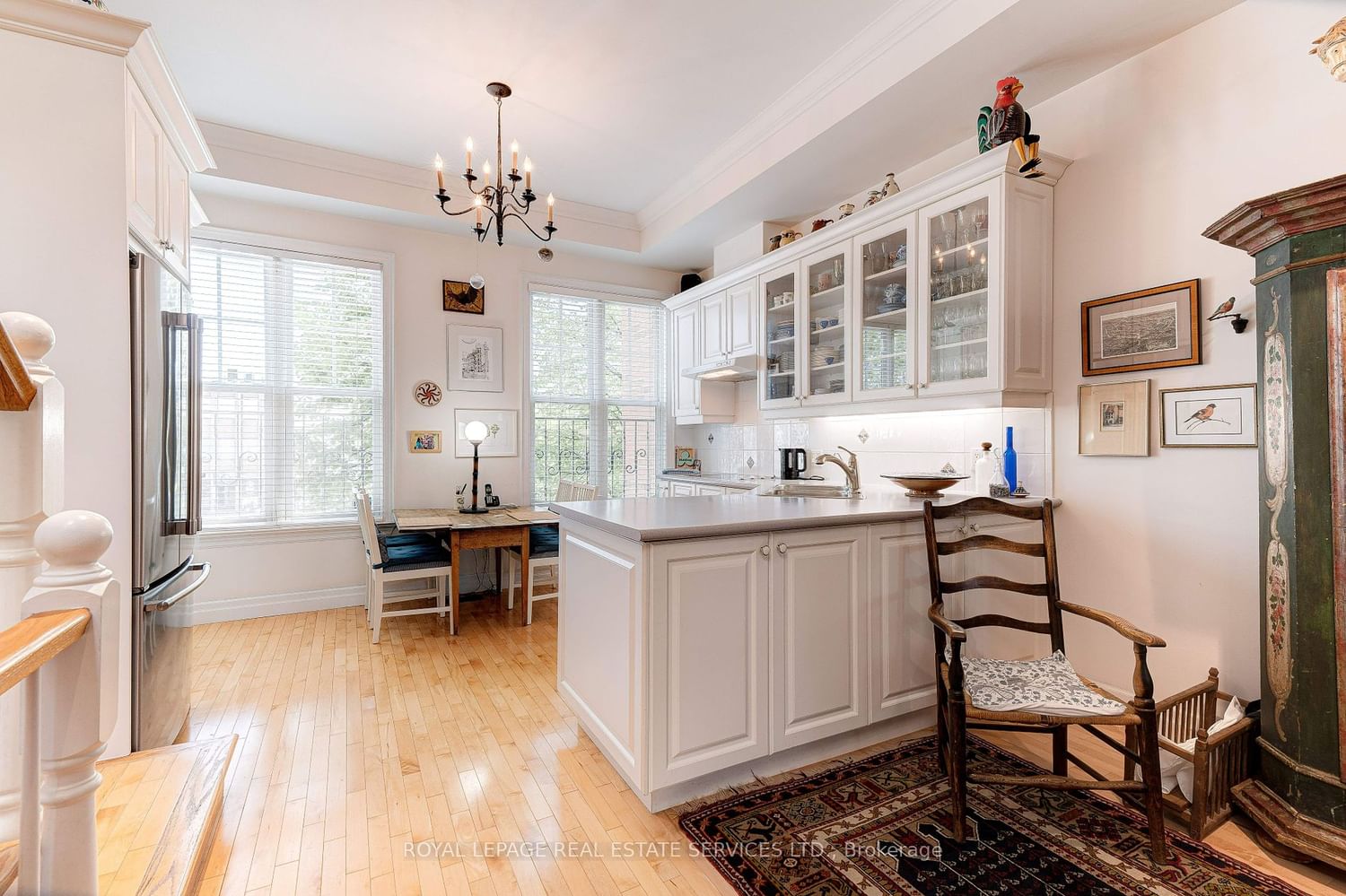 Listing Image 7