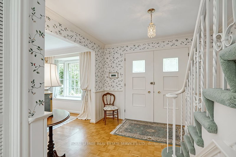 174 Claxton Dr, Oakville, L6J 4N9 | Image 3