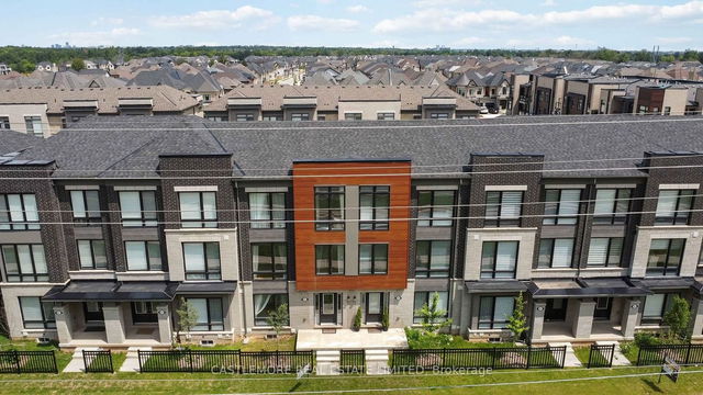 5 - 2485 Badger Crescent