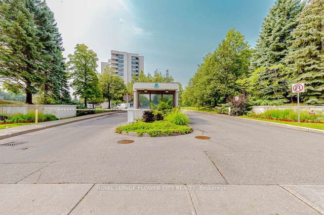 412 - 10 Laurelcrest Street