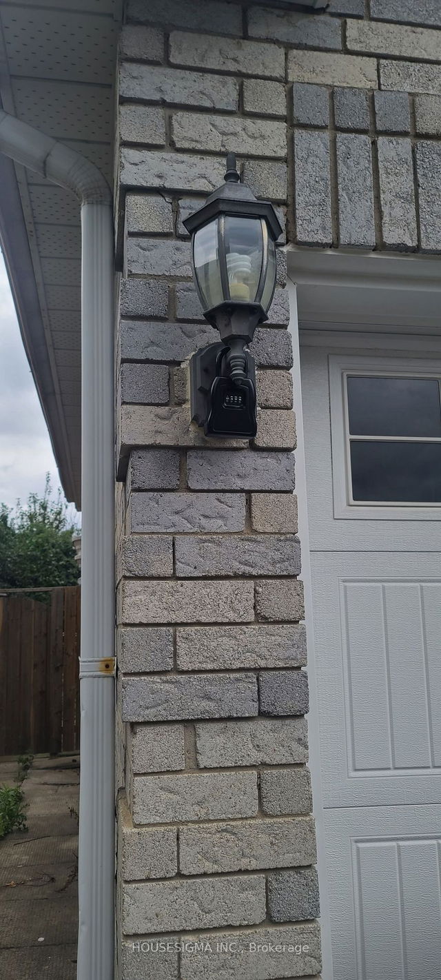 3419 Dovetail Mews