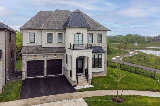 1416 Ford Strathy Crescent