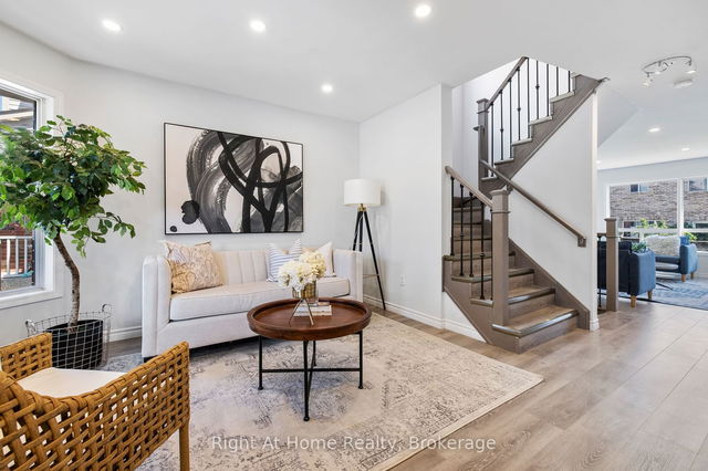954 Zelinsky Crescent