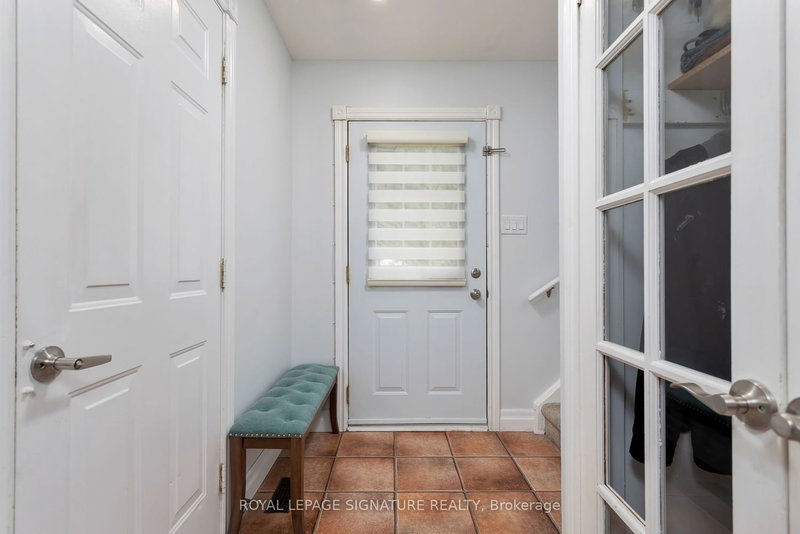 83 - 45 Hansen Rd N, Brampton, L6V 3C5 | Image 3