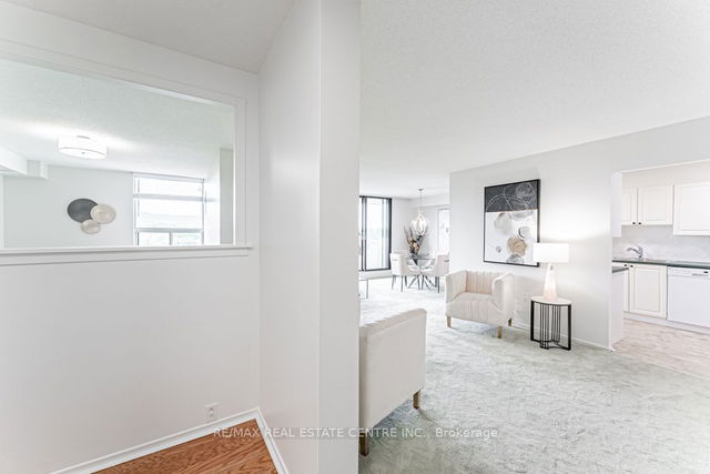 801 - 2055 Upper Middle Road