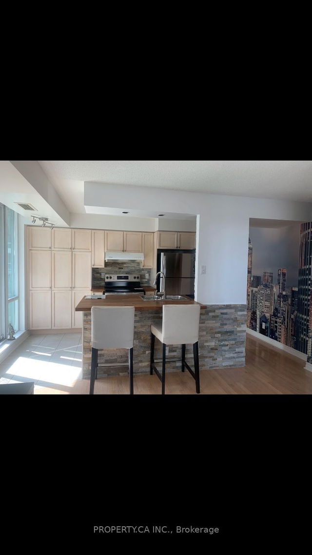 805 - 1 Elm Drive