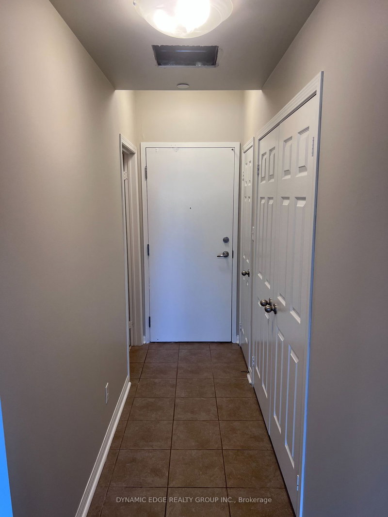 206 - 5705 Long Valley Rd, Mississauga, L5M 0M3 | Image 3