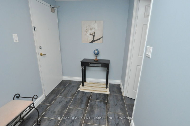 Room1