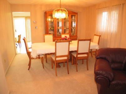 2105 Folkway Dr, Mississauga, L5L3G3 | Image 3