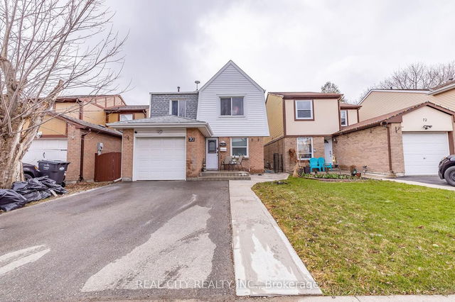 70 Majestic Crescent