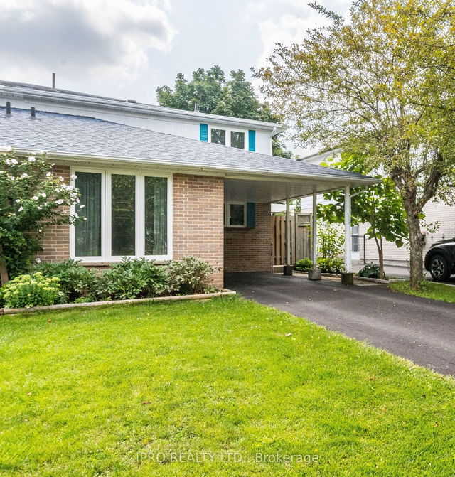 2462 Glamworth Crescent