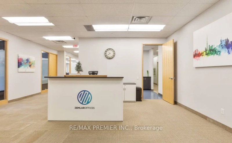 301-C - 231 Oak Park Blvd, Oakville, L6H 7S8 | Image 3