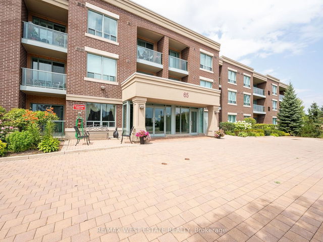 207 - 65 Via Rosedale Way