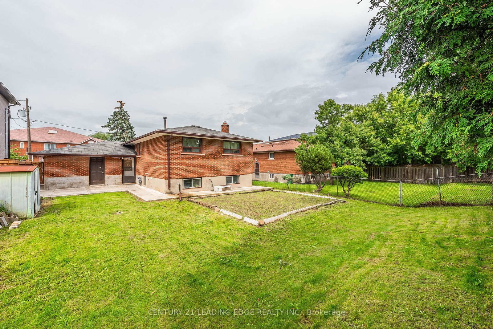 Listing Image 7