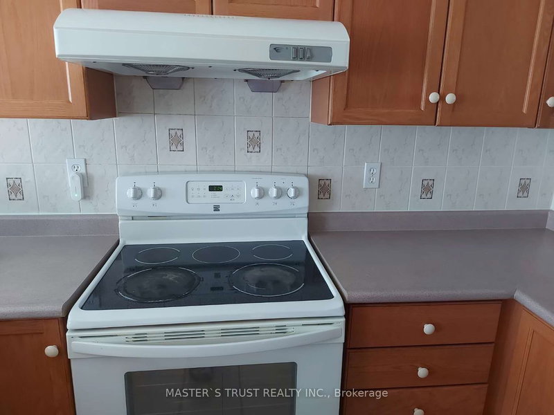 81 - 80 Acorn Pl, Mississauga, L4Z 4C9 | Image 2