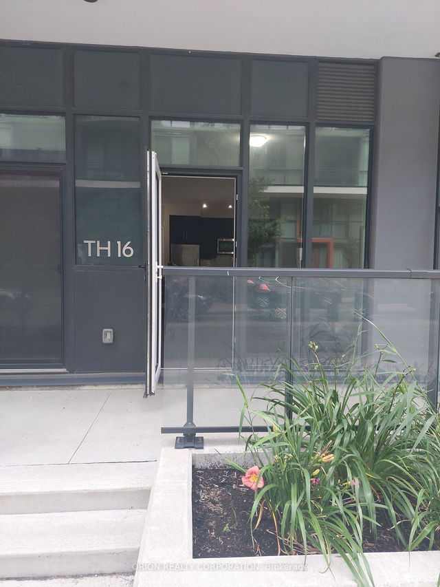 TH16 - 4055 Parkside Village Drive