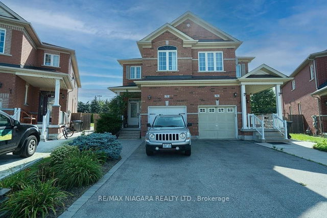 72 Calm Waters Crescent