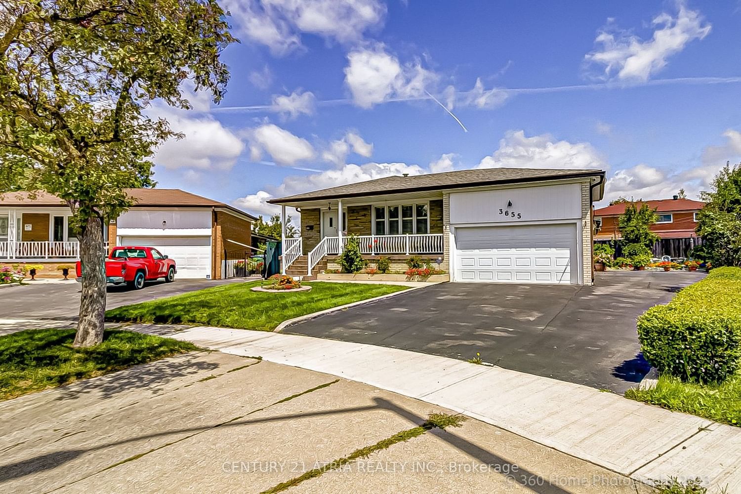 Listing photo 2