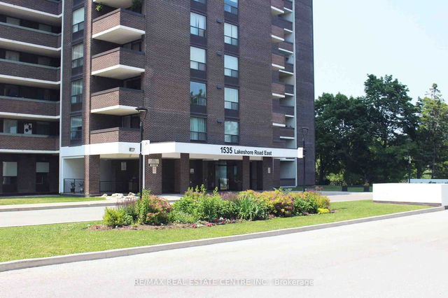 605 - 1535 Lakeshore Road