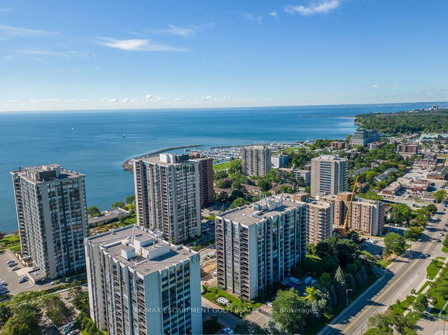 306 - 2185 Marine Drive