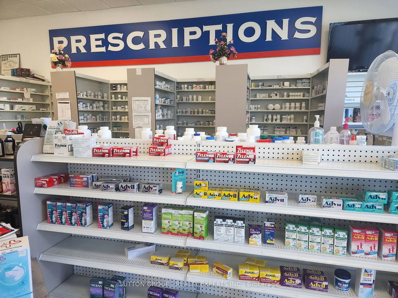 104 - 1625 Albion Rd, Toronto, M9V 1B8 | Image 2