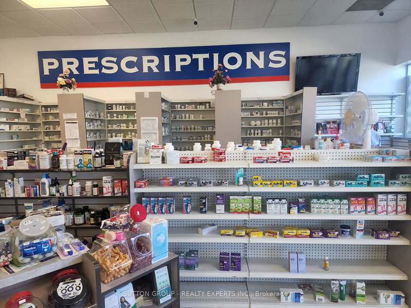 104 - 1625 Albion Rd, Toronto, M9V 1B8 | Image 3