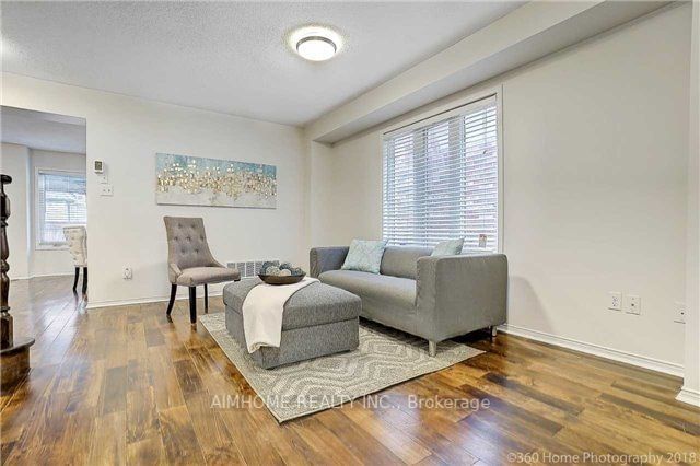 120 Crown Victoria Dr, Brampton, L7A 3X9 | Image 3