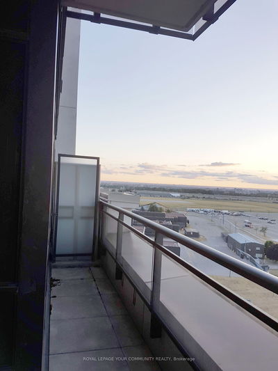 Unit Lph 7 — 55 De Boers Dr, Toronto - York University Heights image-0-4