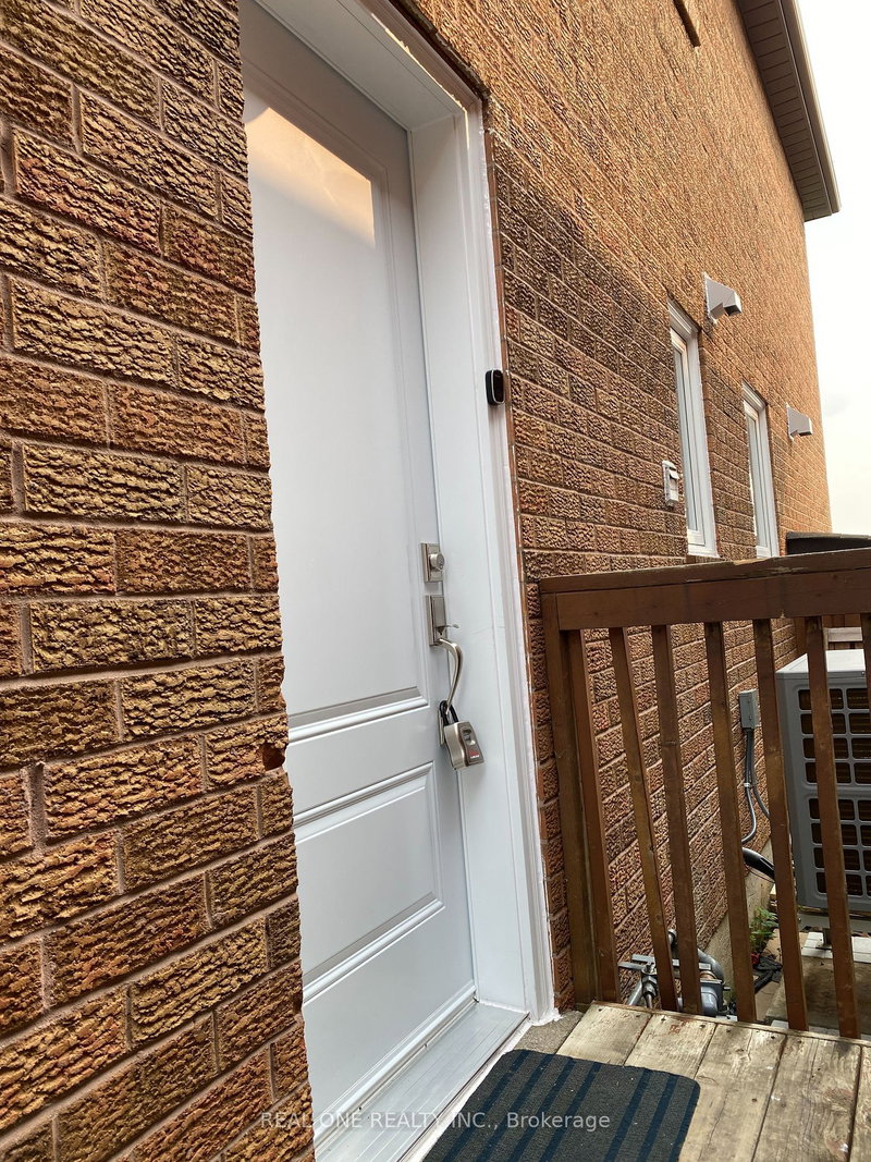 6150 Duford Dr, Mississauga, L5V 1A6 | Image 2