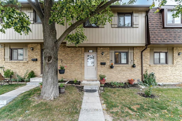 24 - 105 Hansen Road