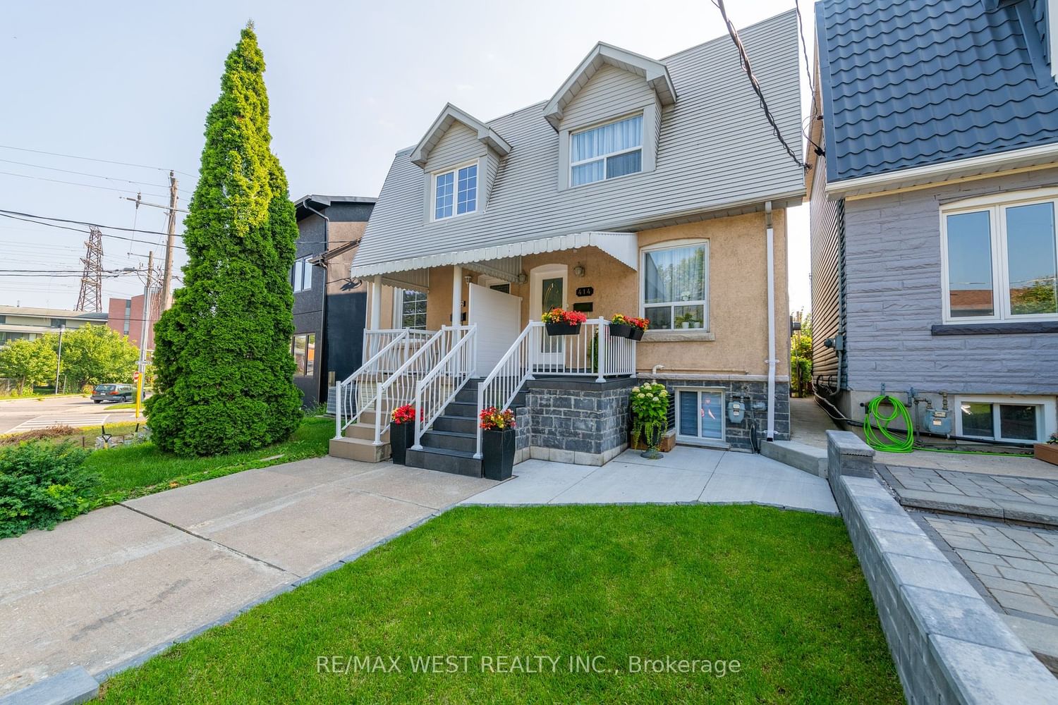 Semi-Detached House sold at 414 Maybank Avenue, Toronto, Junction Area, M6N 3S8 - MLS: W6749754