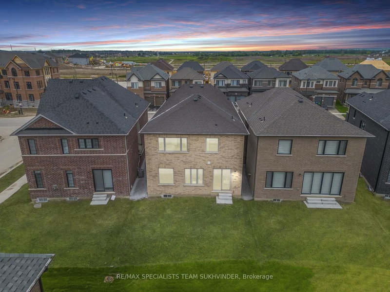 35 Petch Ave, Caledon, L7C 4J7 | Image 2