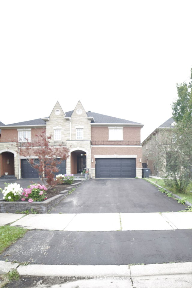 938 Mandolin Place