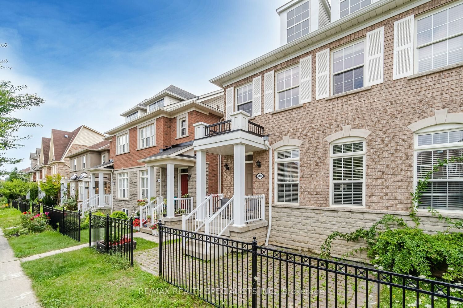 Listing Image 3