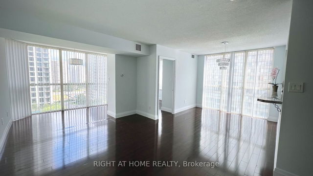 903 - 285 Enfield Place Place