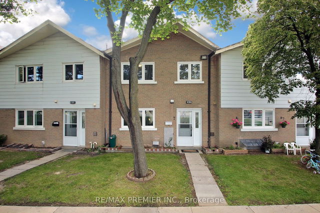 7 - 60 Grandravine Drive
