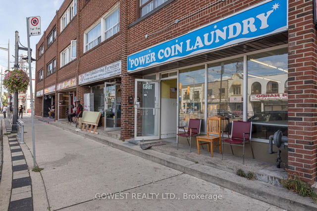 1667 St Clair Avenue