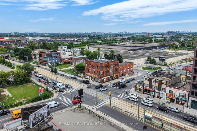 1005 - 1787 St Clair Avenue