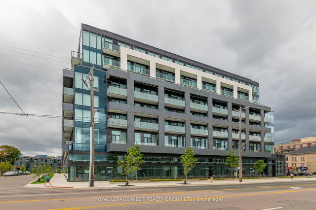 415 - 4208 Dundas Street