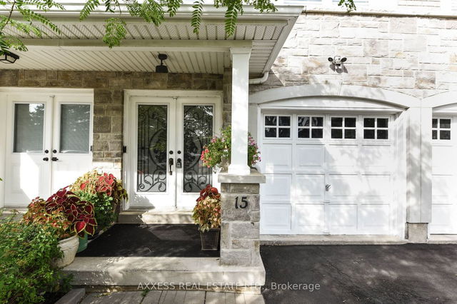 15 - 6995 Glory Crescent