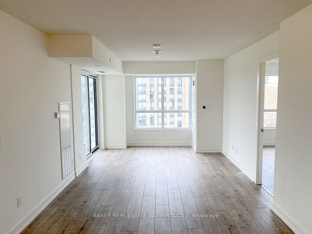 1406 - 10 Wilby Crescent
