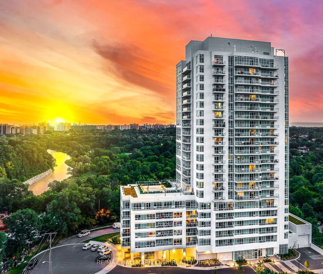 702 - 10 Wilby Crescent