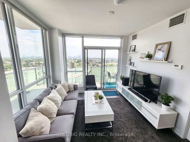 1305 - 10 De Boers Drive
